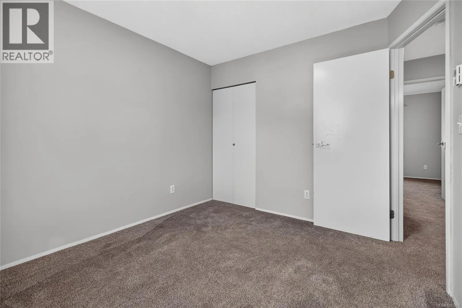 21 1095 Edgett Rd