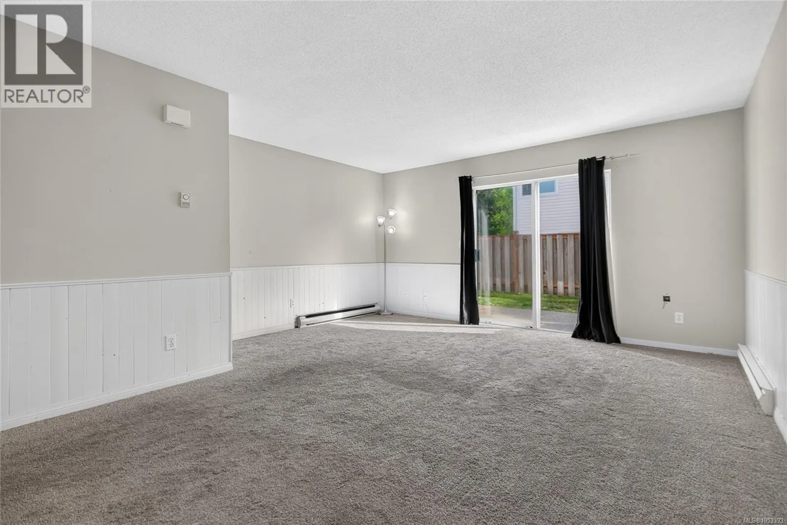 21 1095 Edgett Rd