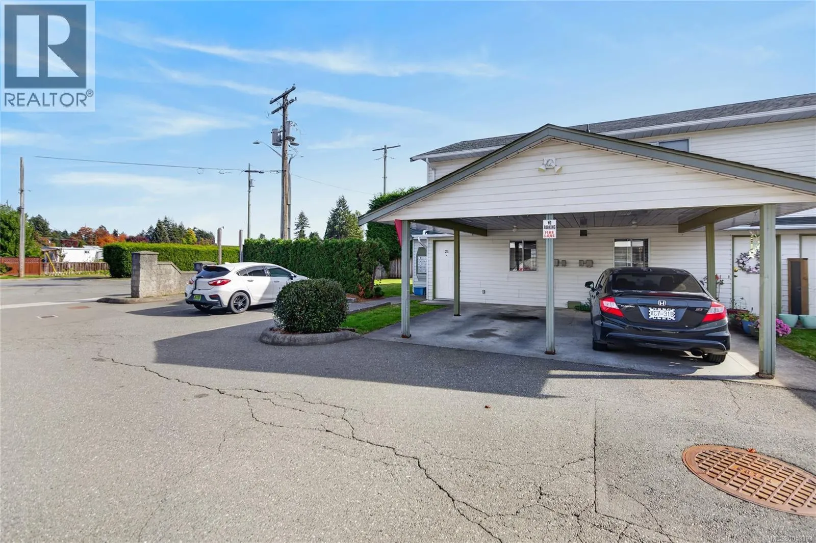 21 1095 Edgett Rd