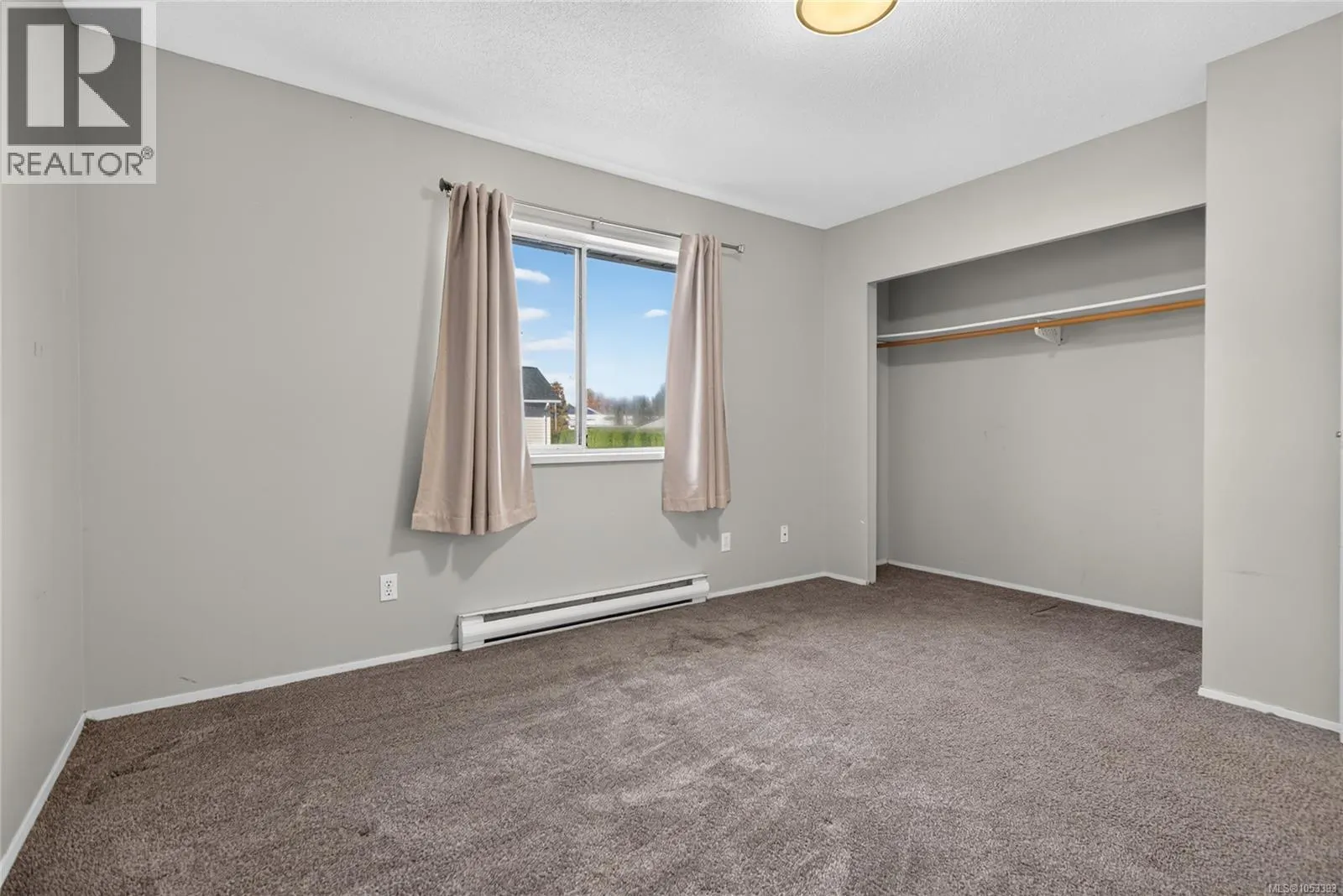 21 1095 Edgett Rd