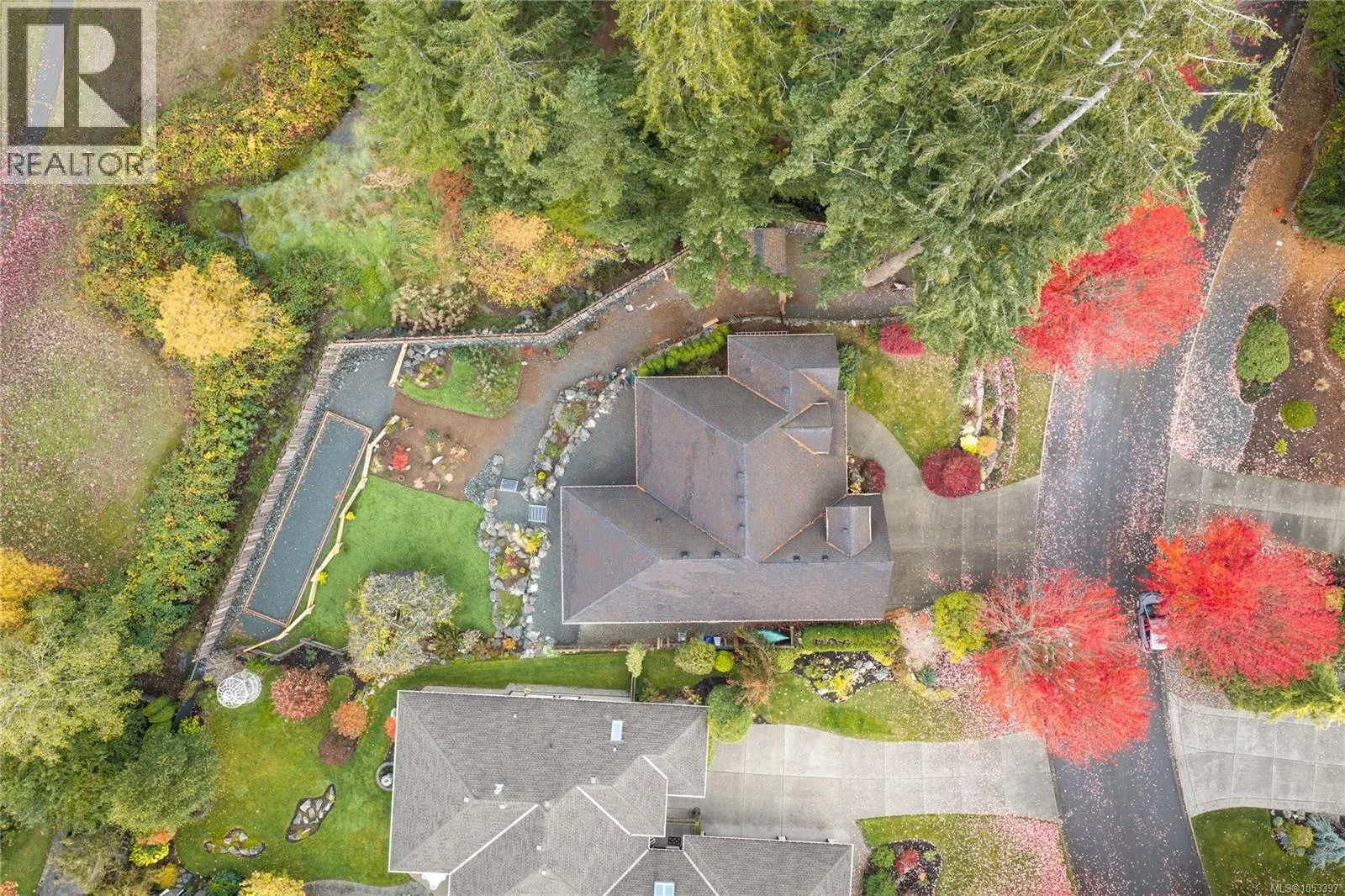 658 Meadow Dr