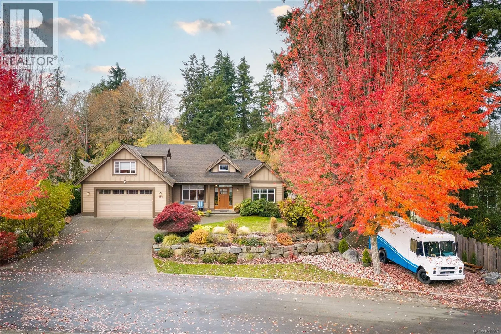 658 Meadow Dr