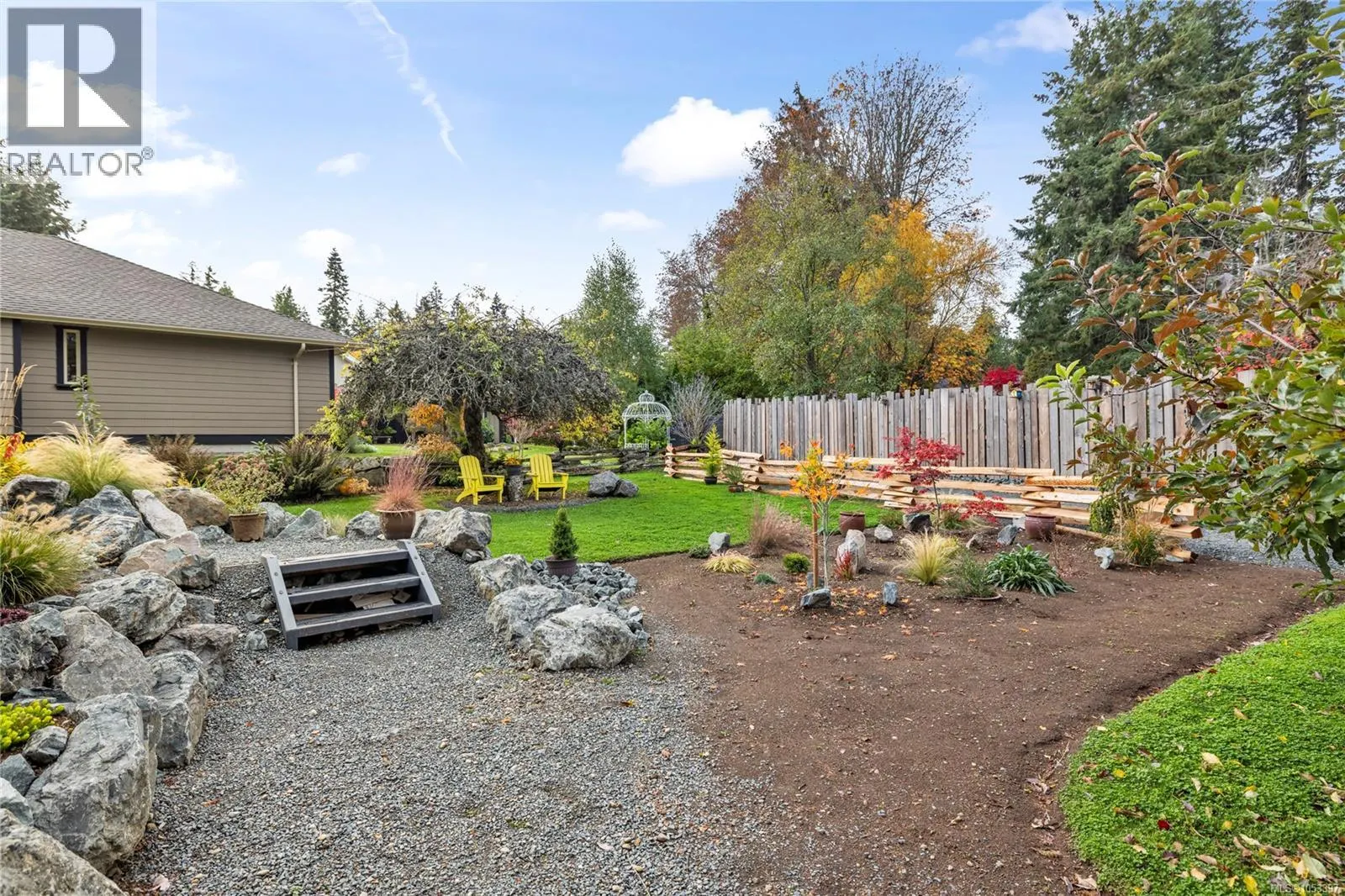 658 Meadow Dr