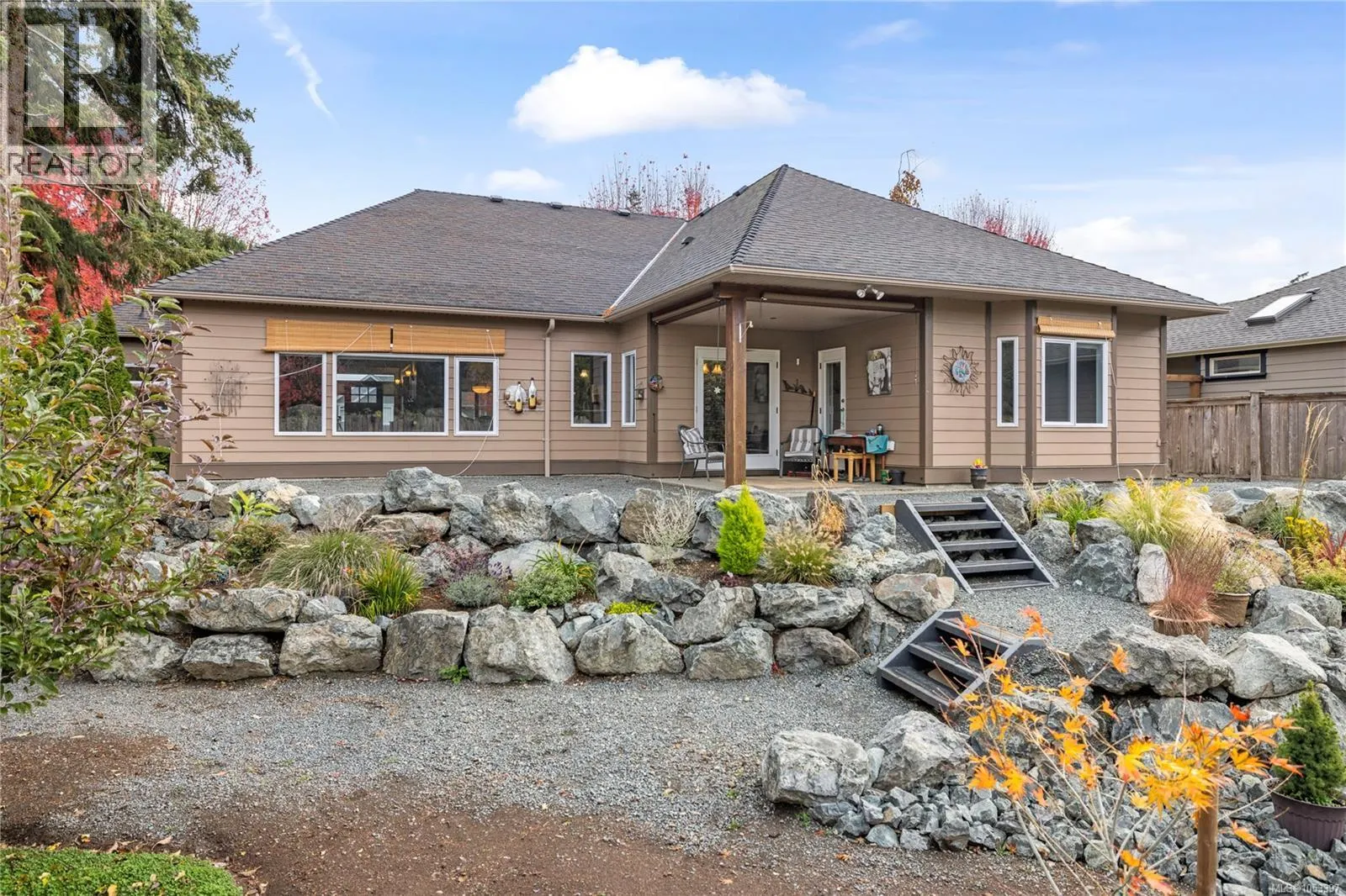 658 Meadow Dr