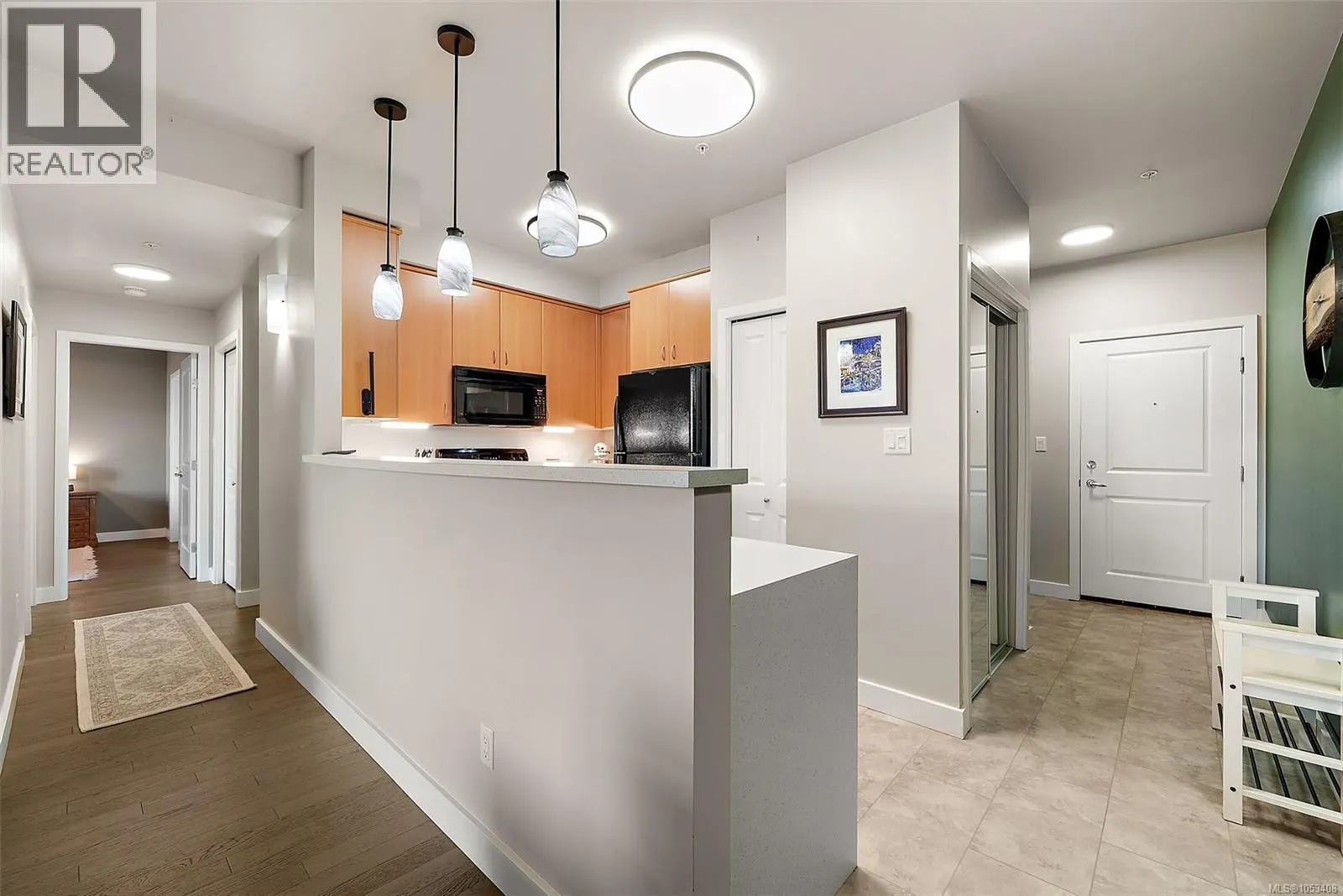 308E 1115 Craigflower Rd