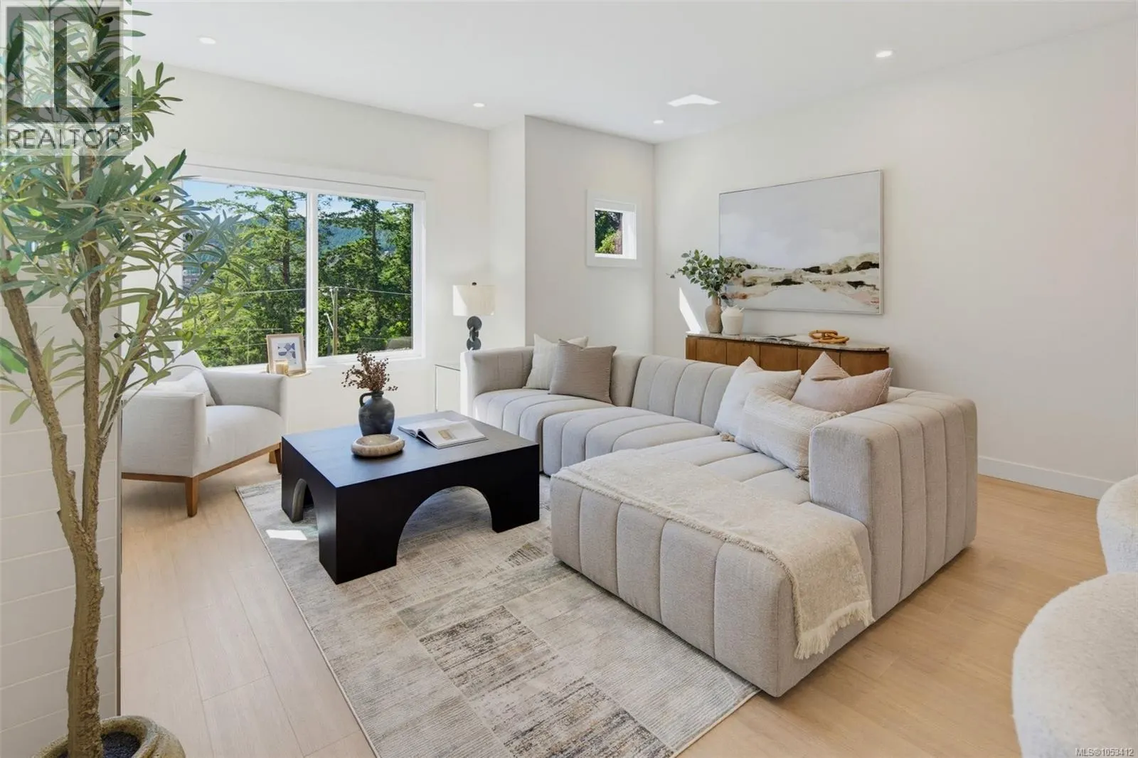 976 Siskin Ridge