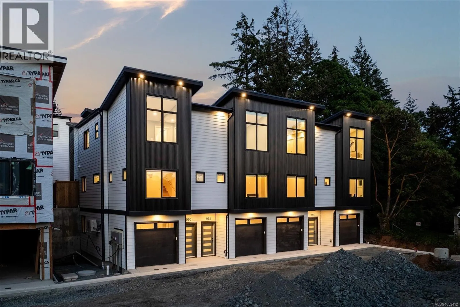 976 Siskin Ridge