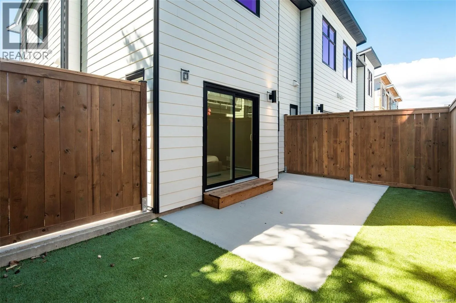 976 Siskin Ridge