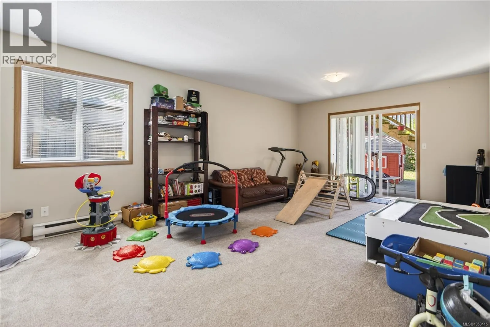 1270 Noel Ave