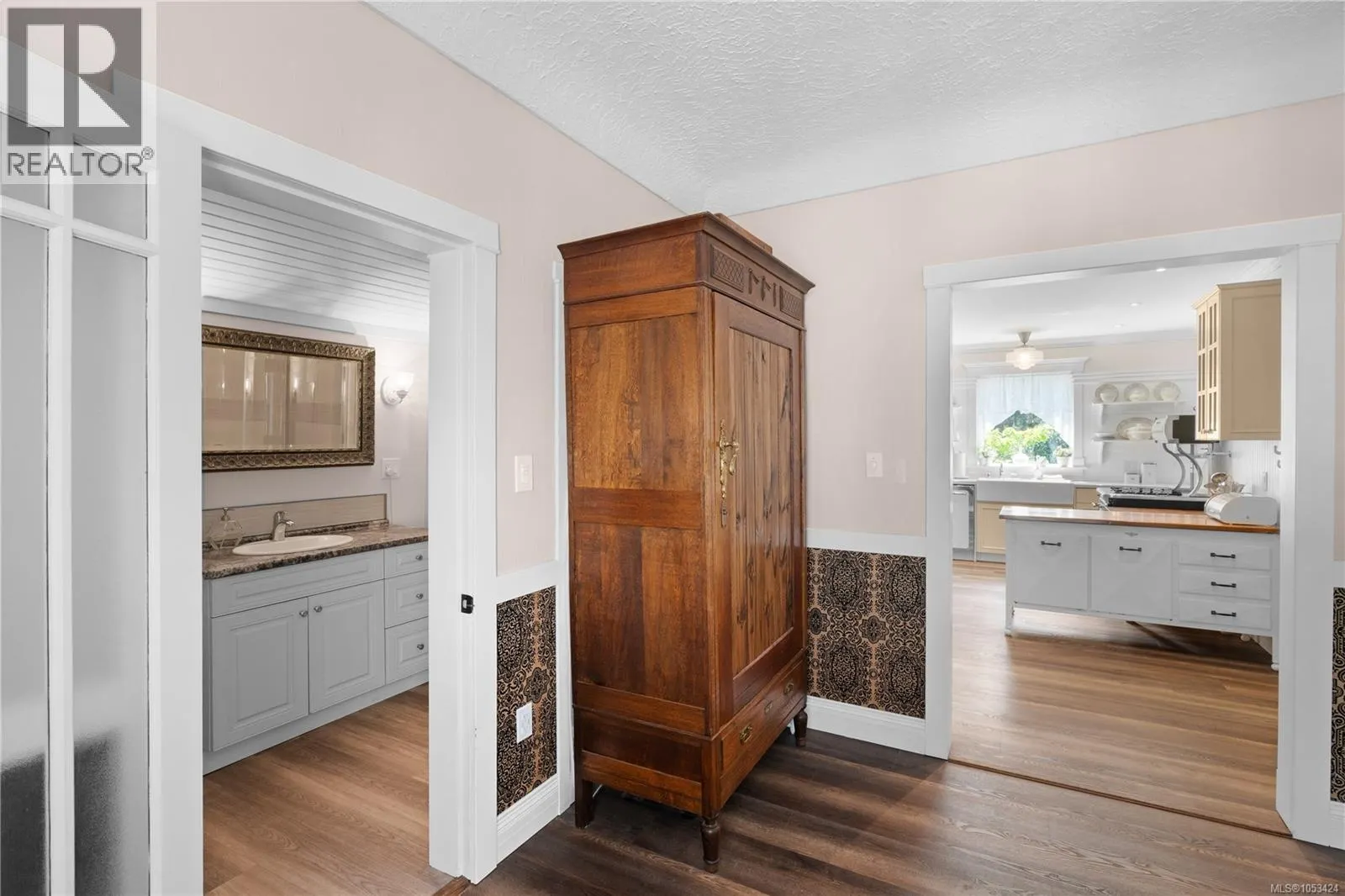 1220 Shawnigan-Mill Bay Rd