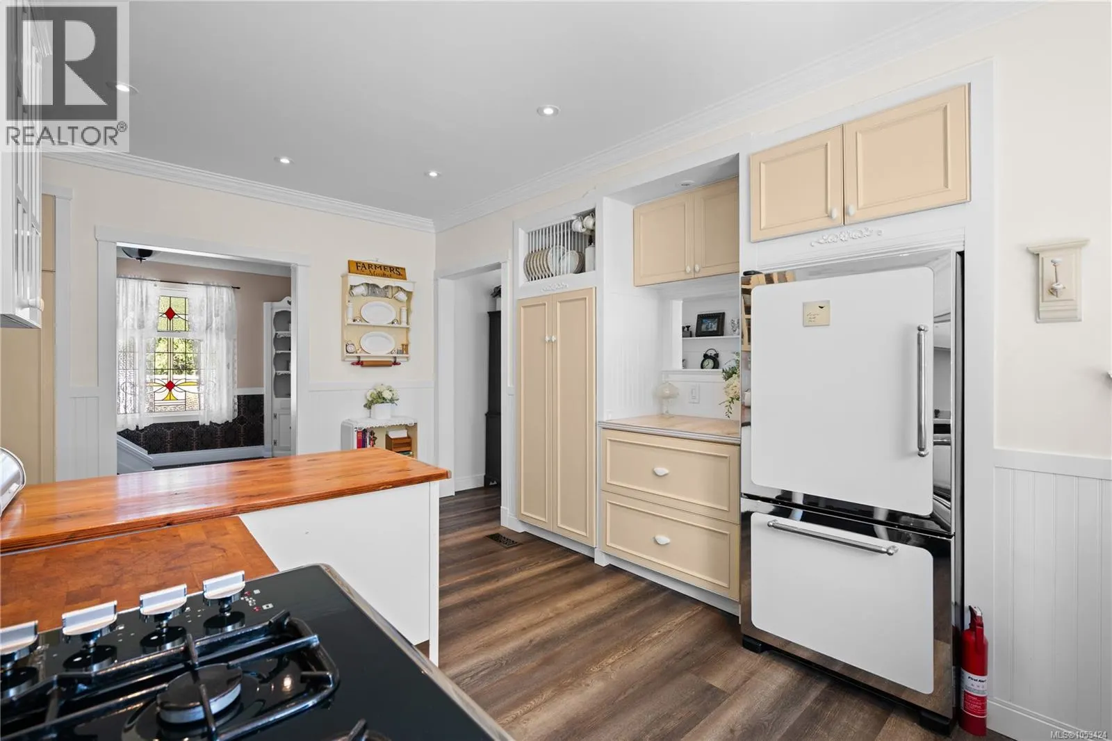 1220 Shawnigan-Mill Bay Rd
