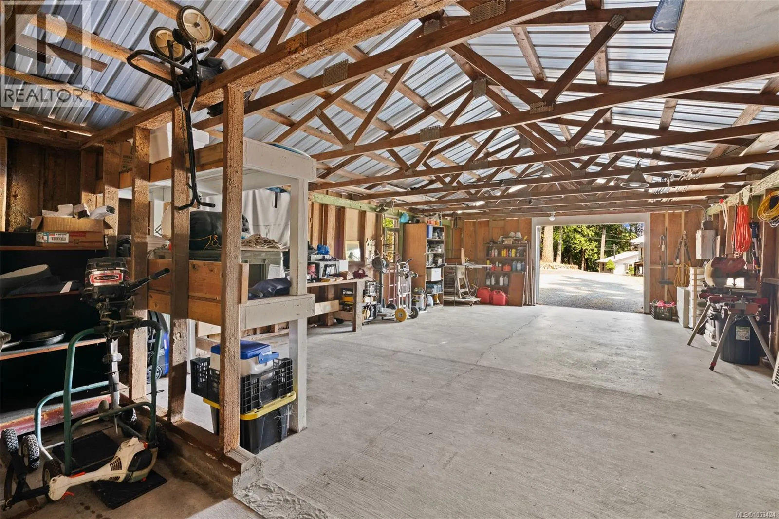 1220 Shawnigan-Mill Bay Rd