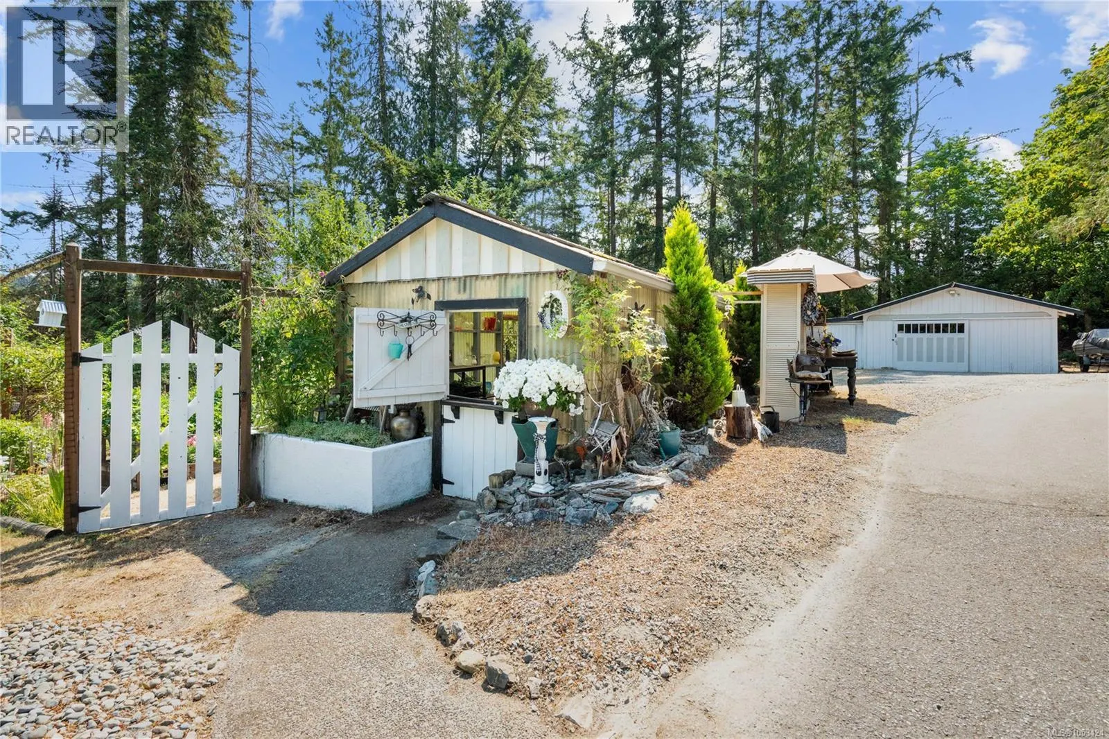 1220 Shawnigan-Mill Bay Rd