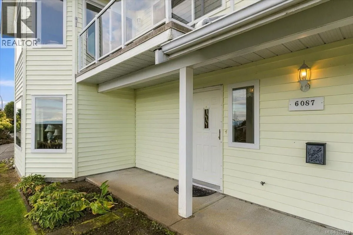 6087 Icarus Dr