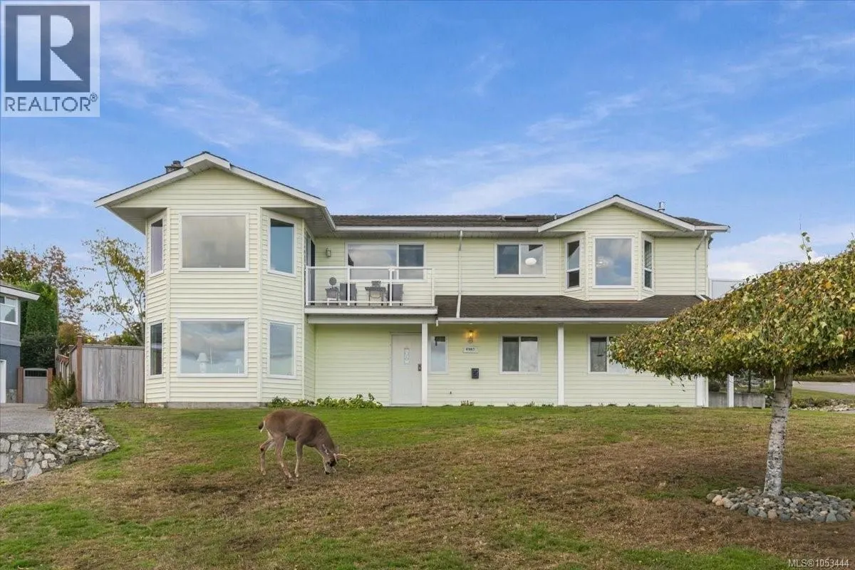 6087 Icarus Dr