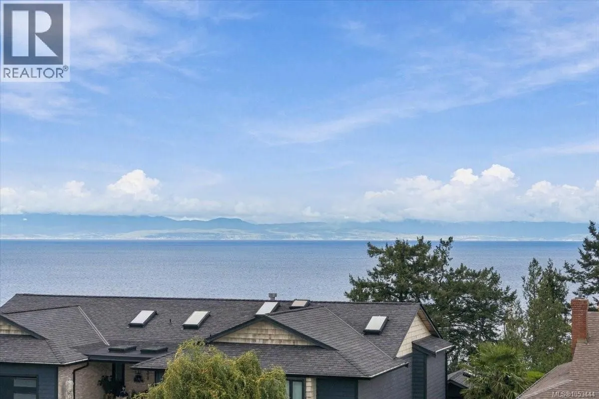 6087 Icarus Dr