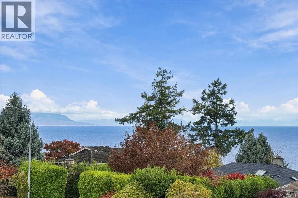 6087 Icarus Dr