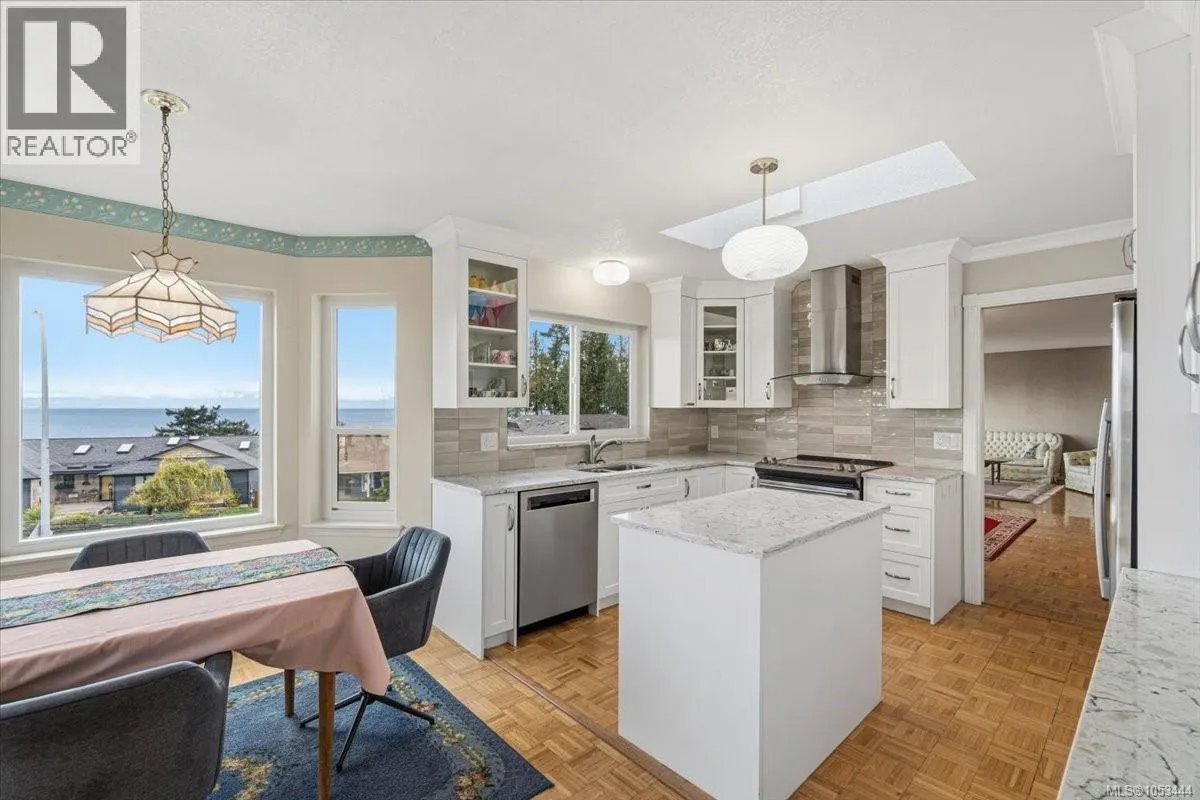 6087 Icarus Dr