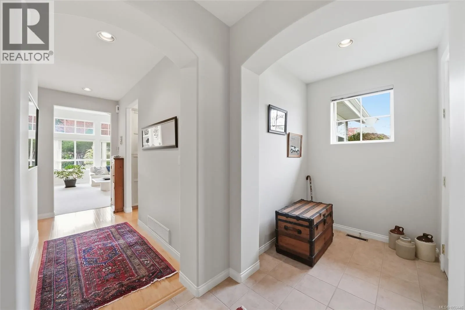 1372 Saturna Dr