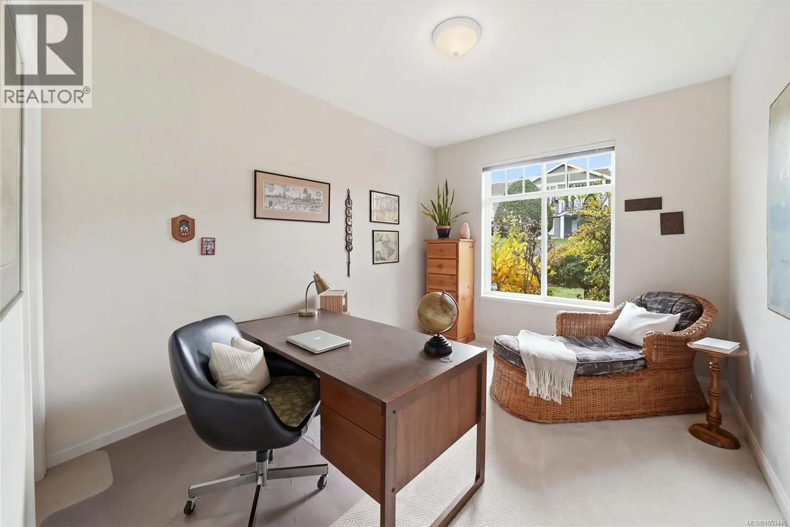 1372 Saturna Dr