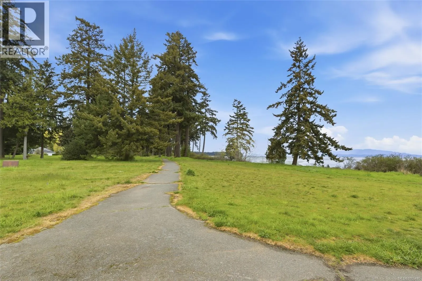 1372 Saturna Dr