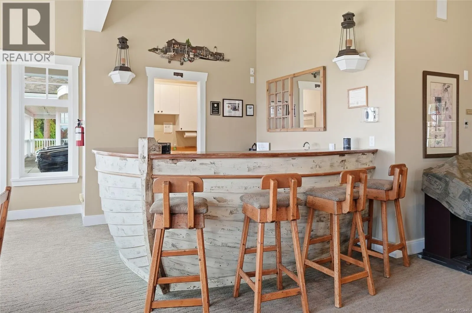 1372 Saturna Dr