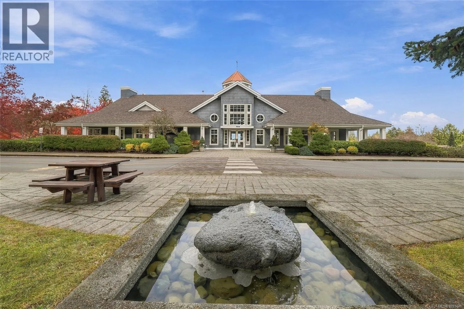 1372 Saturna Dr