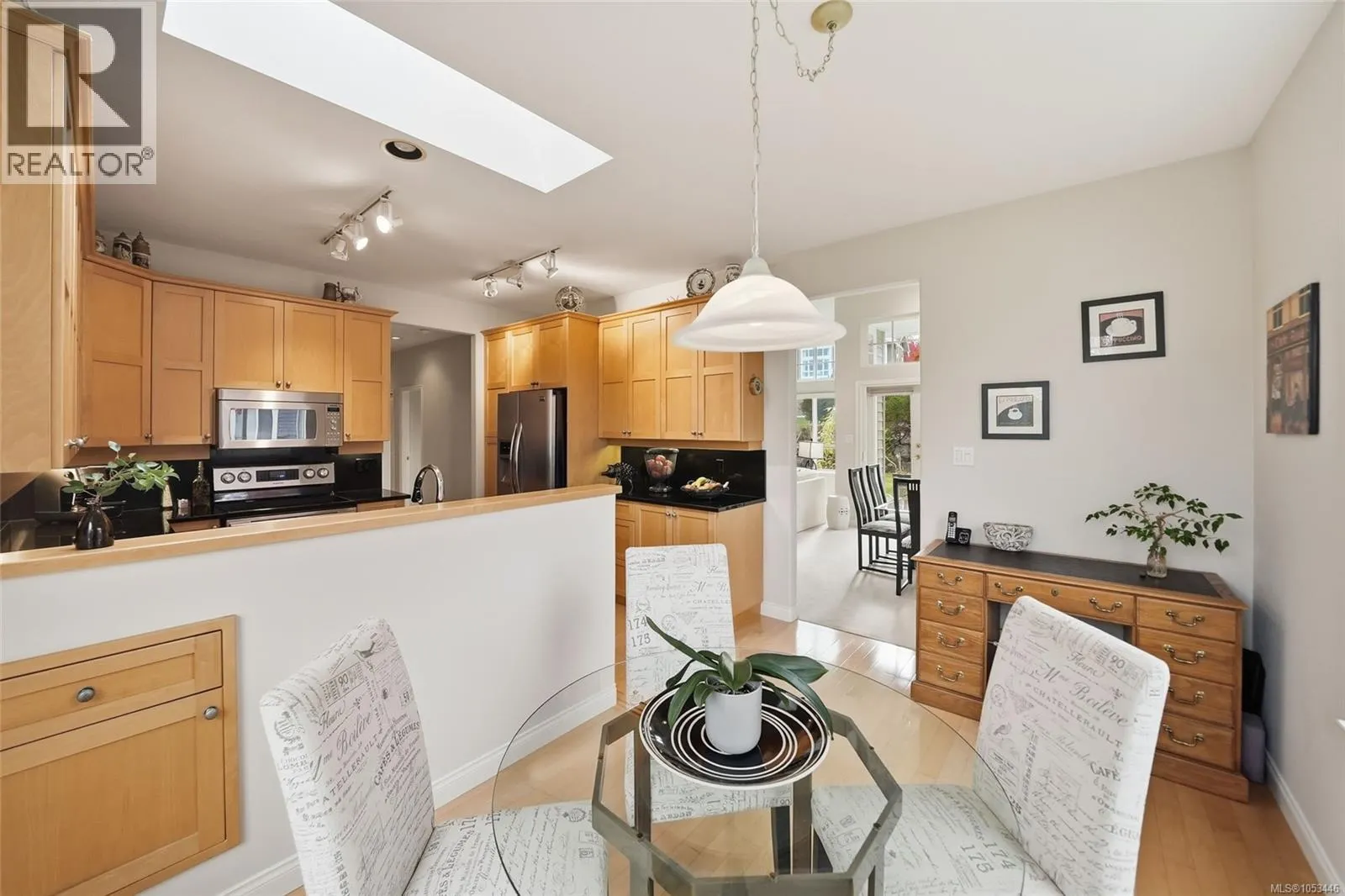 1372 Saturna Dr