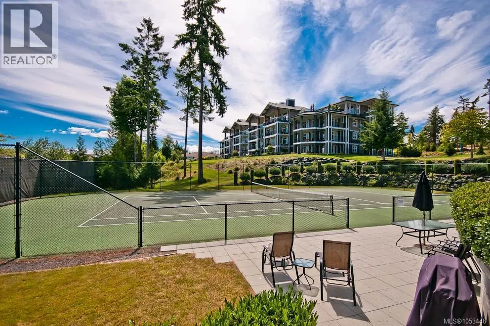 1372 Saturna Dr