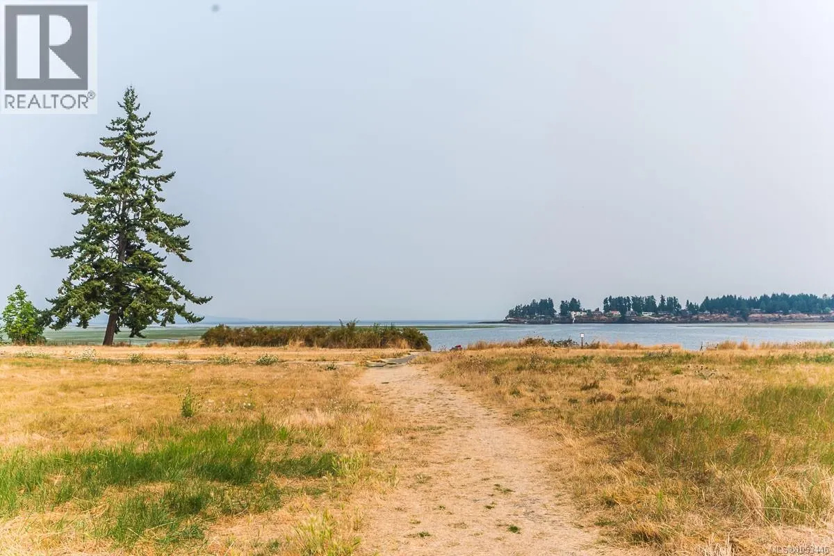1372 Saturna Dr