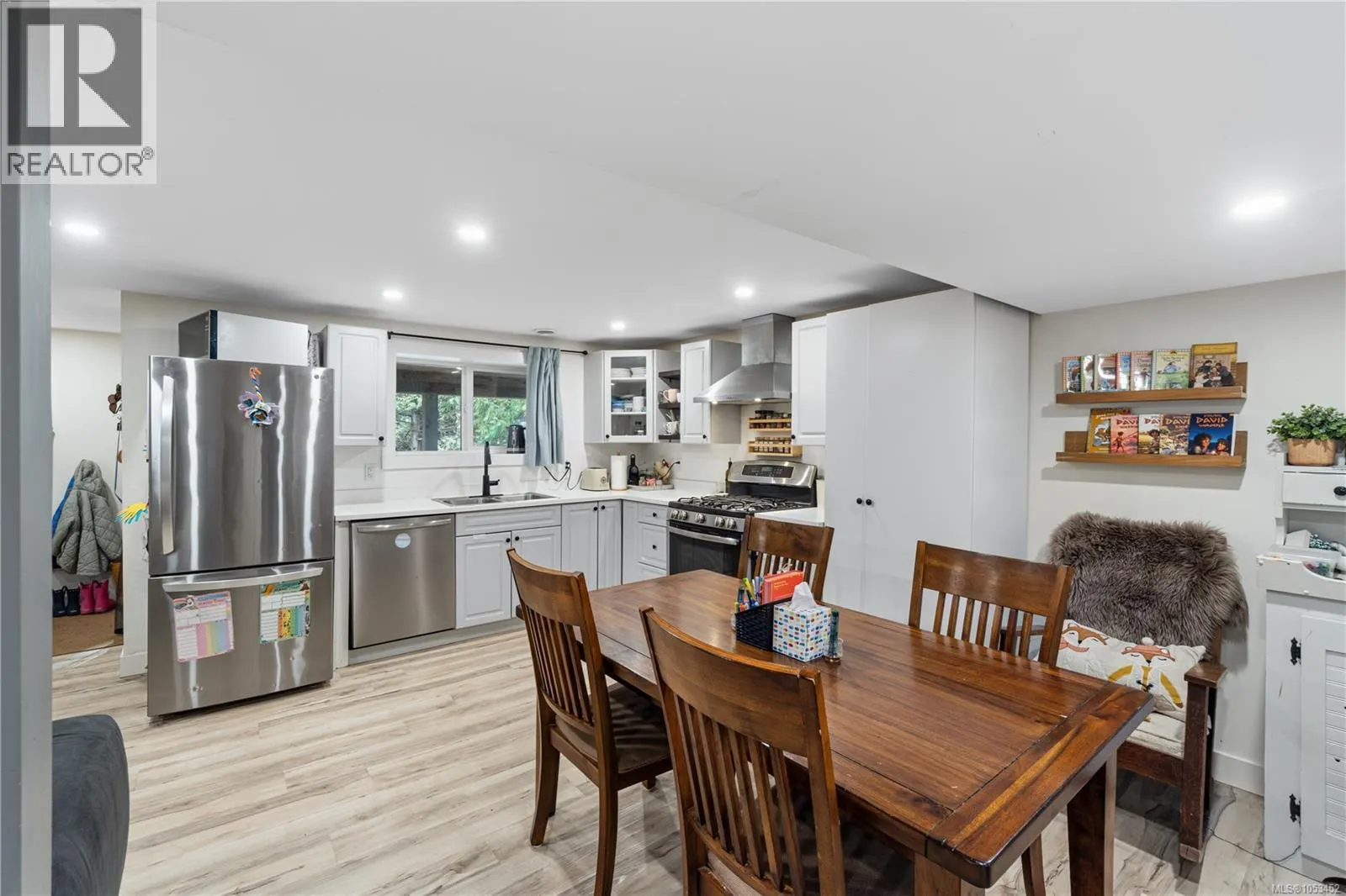 1518 Pacific Cres
