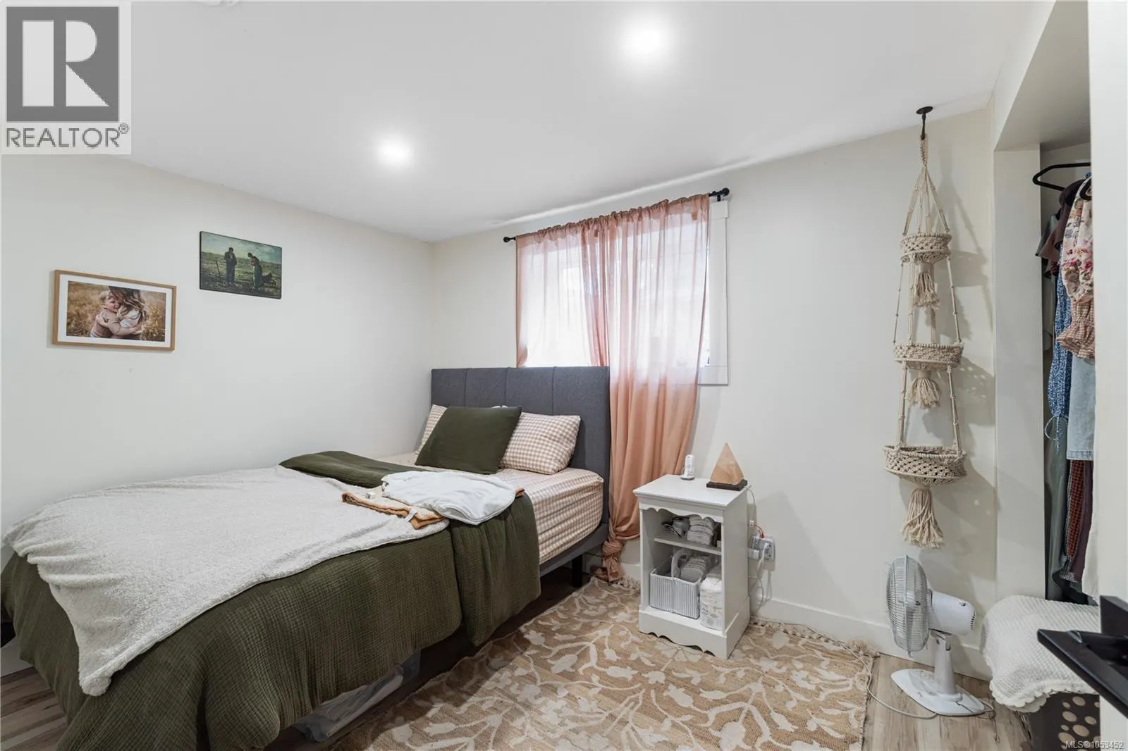 1518 Pacific Cres