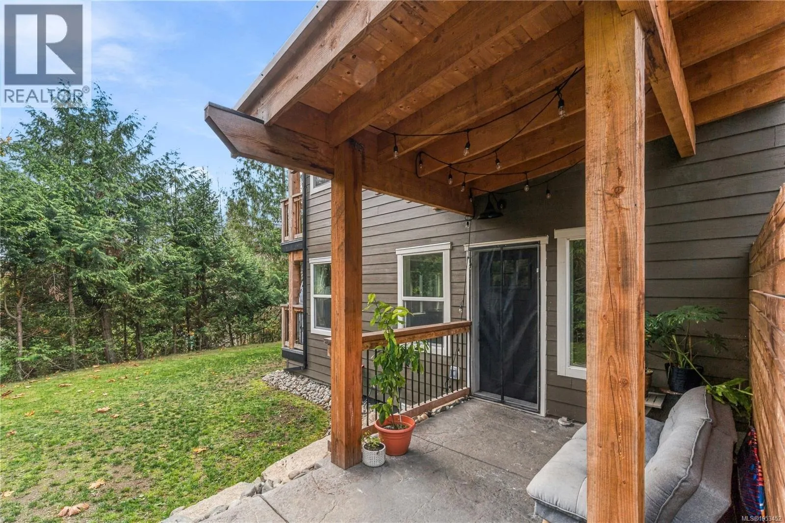 1518 Pacific Cres
