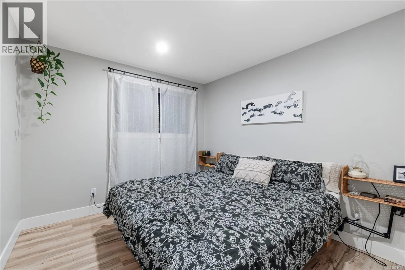 1518 Pacific Cres
