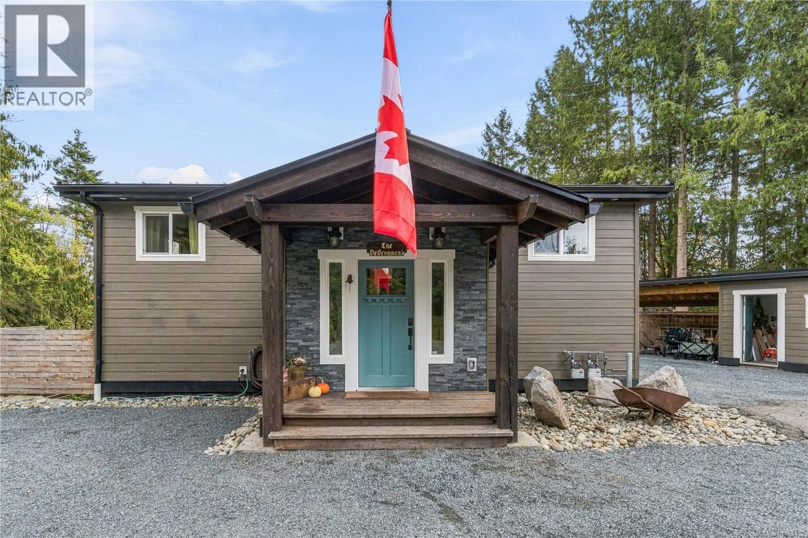 1518 Pacific Cres