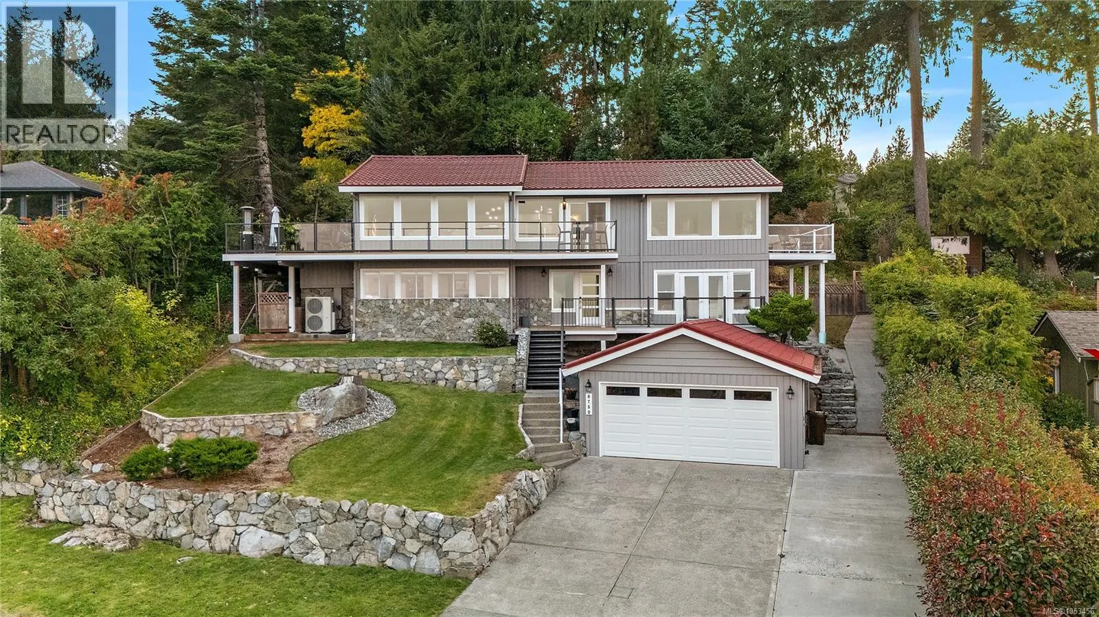 8750 Pender Park Dr