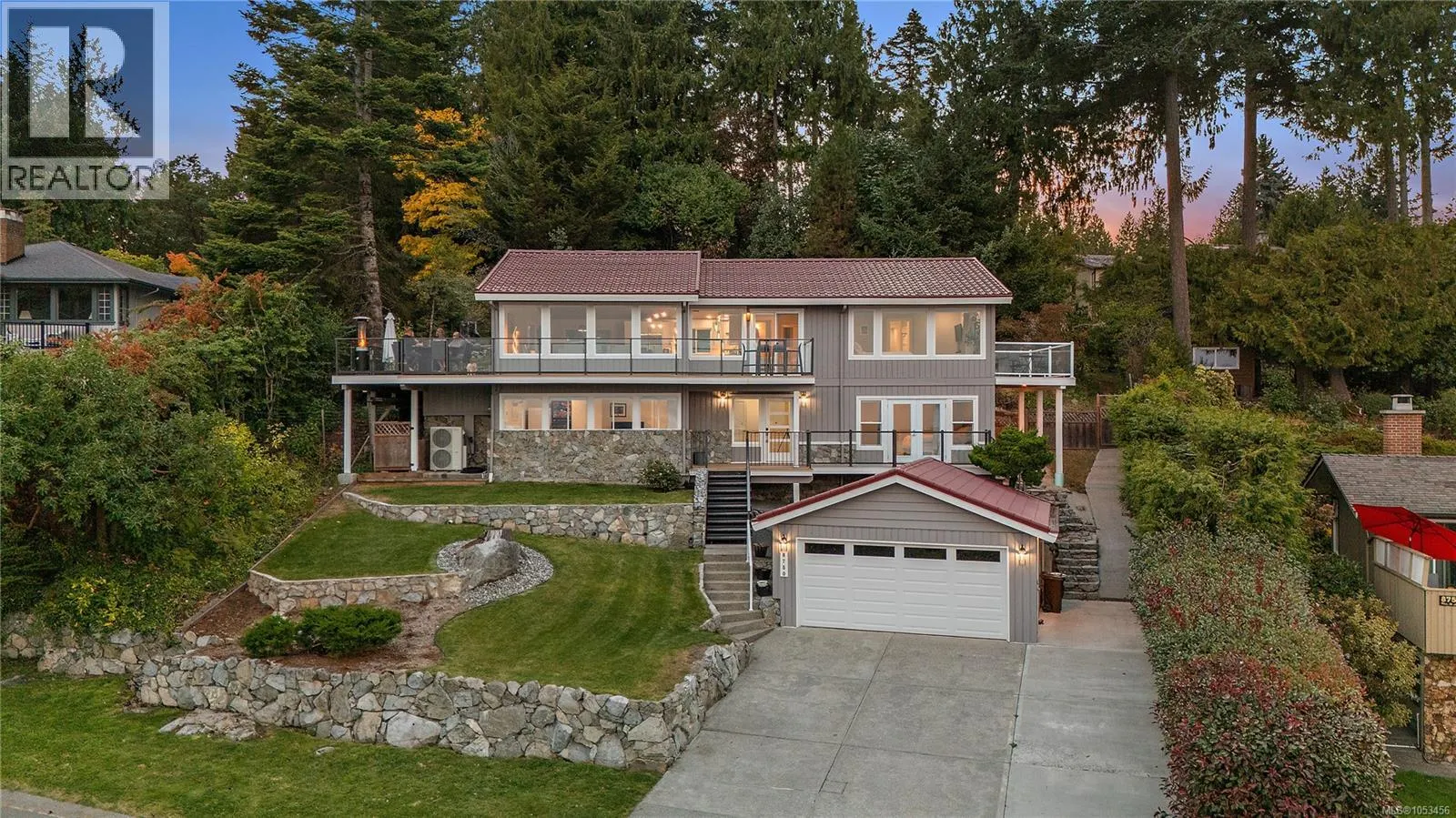 8750 Pender Park Dr