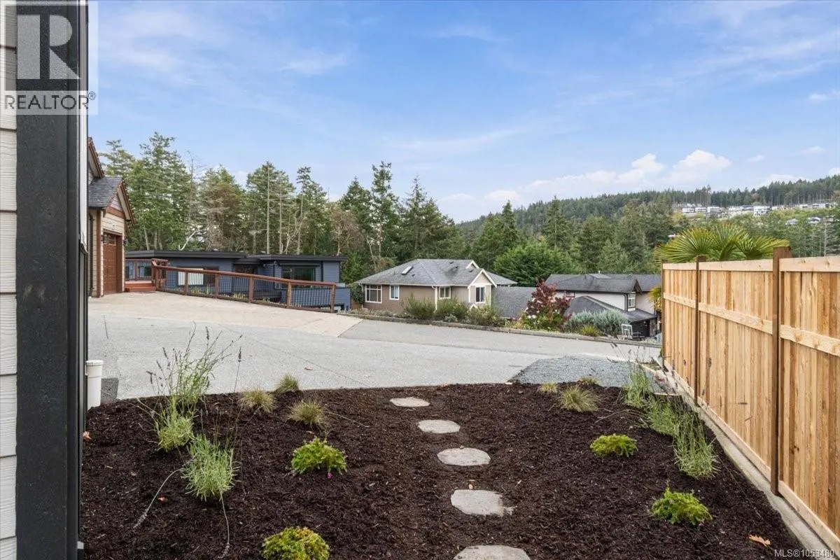 4823 Whalley Way
