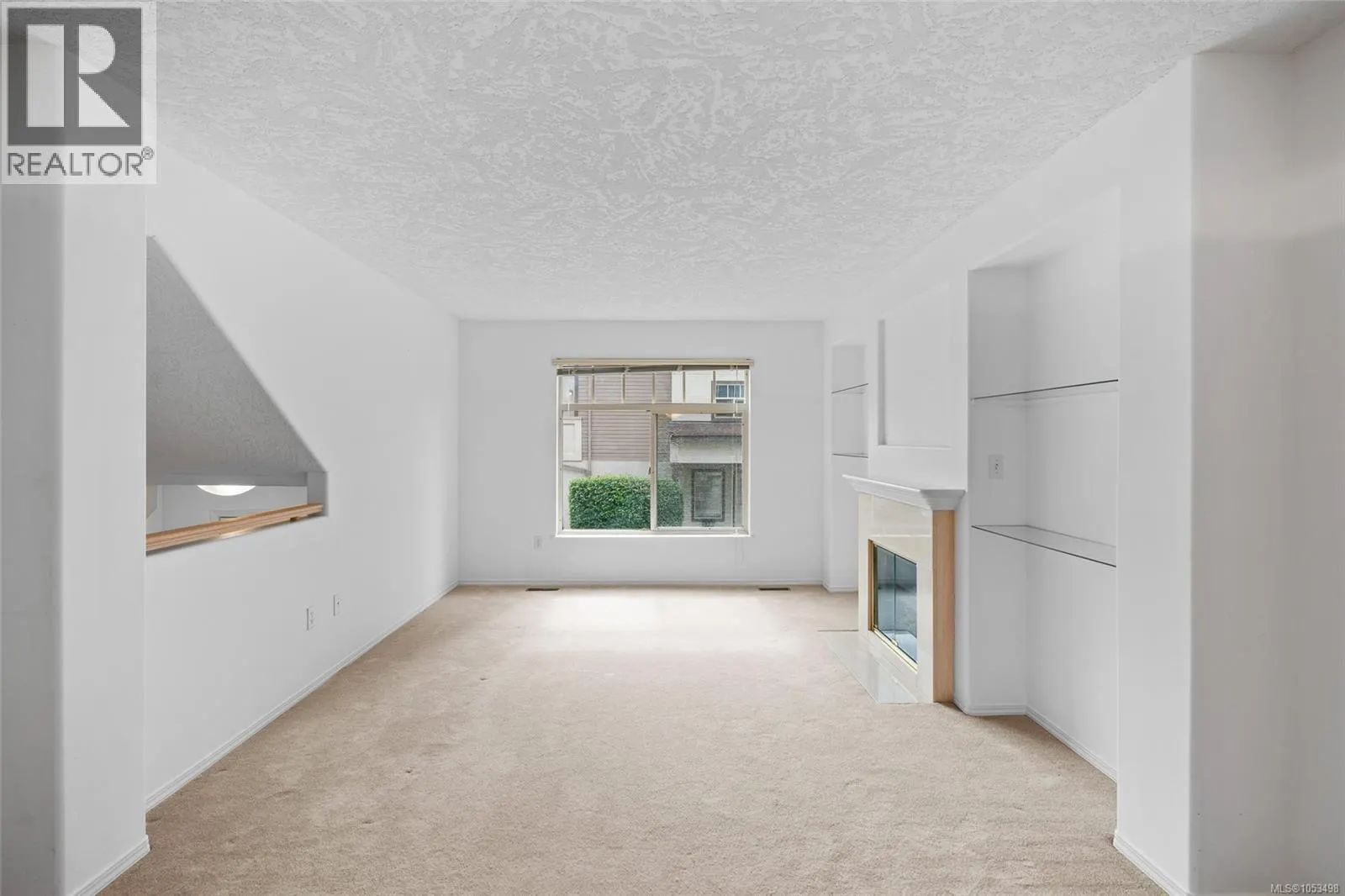 403 288 Eltham Rd