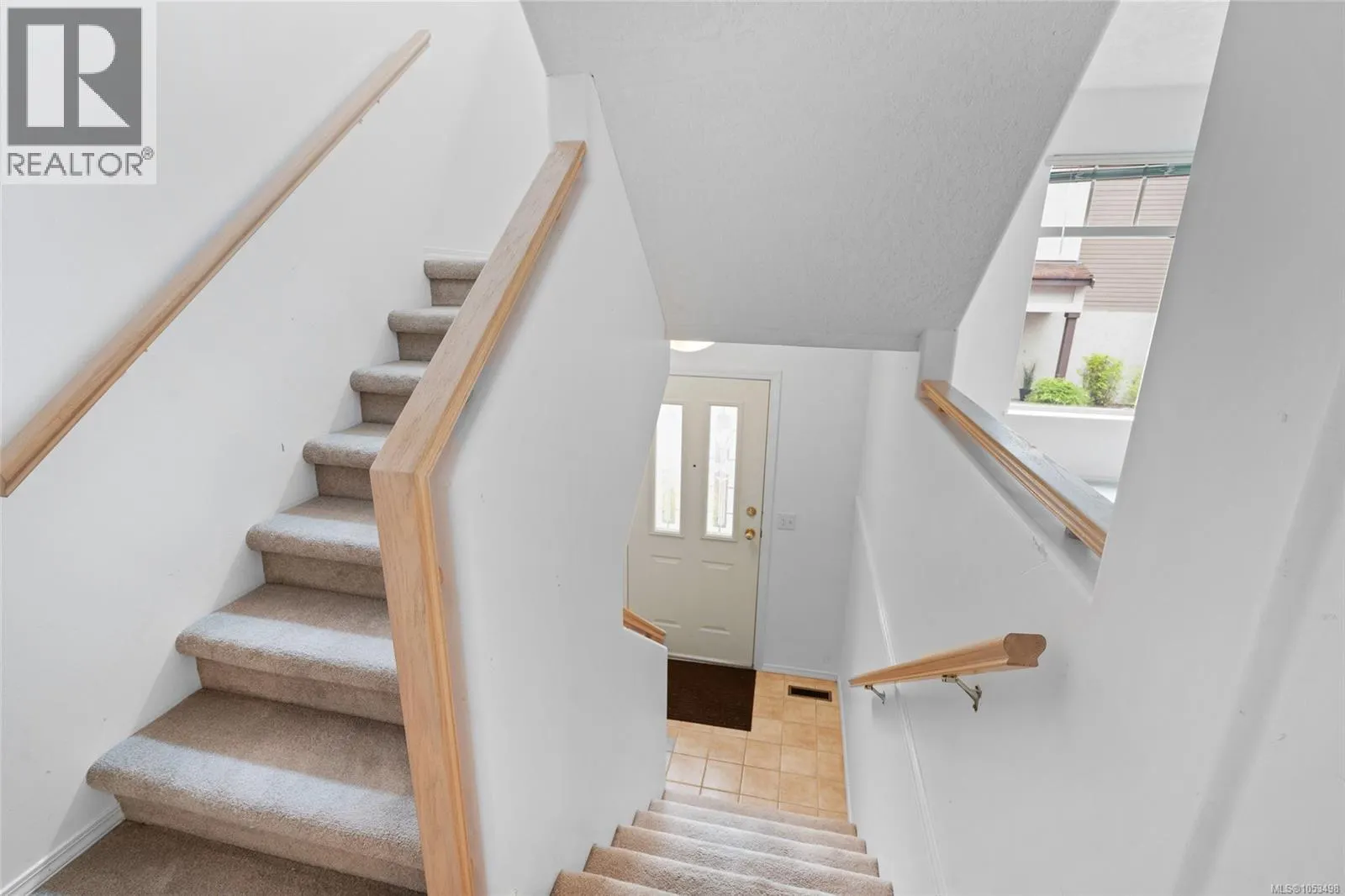 403 288 Eltham Rd