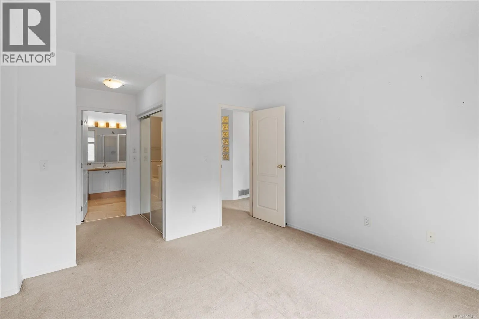 403 288 Eltham Rd
