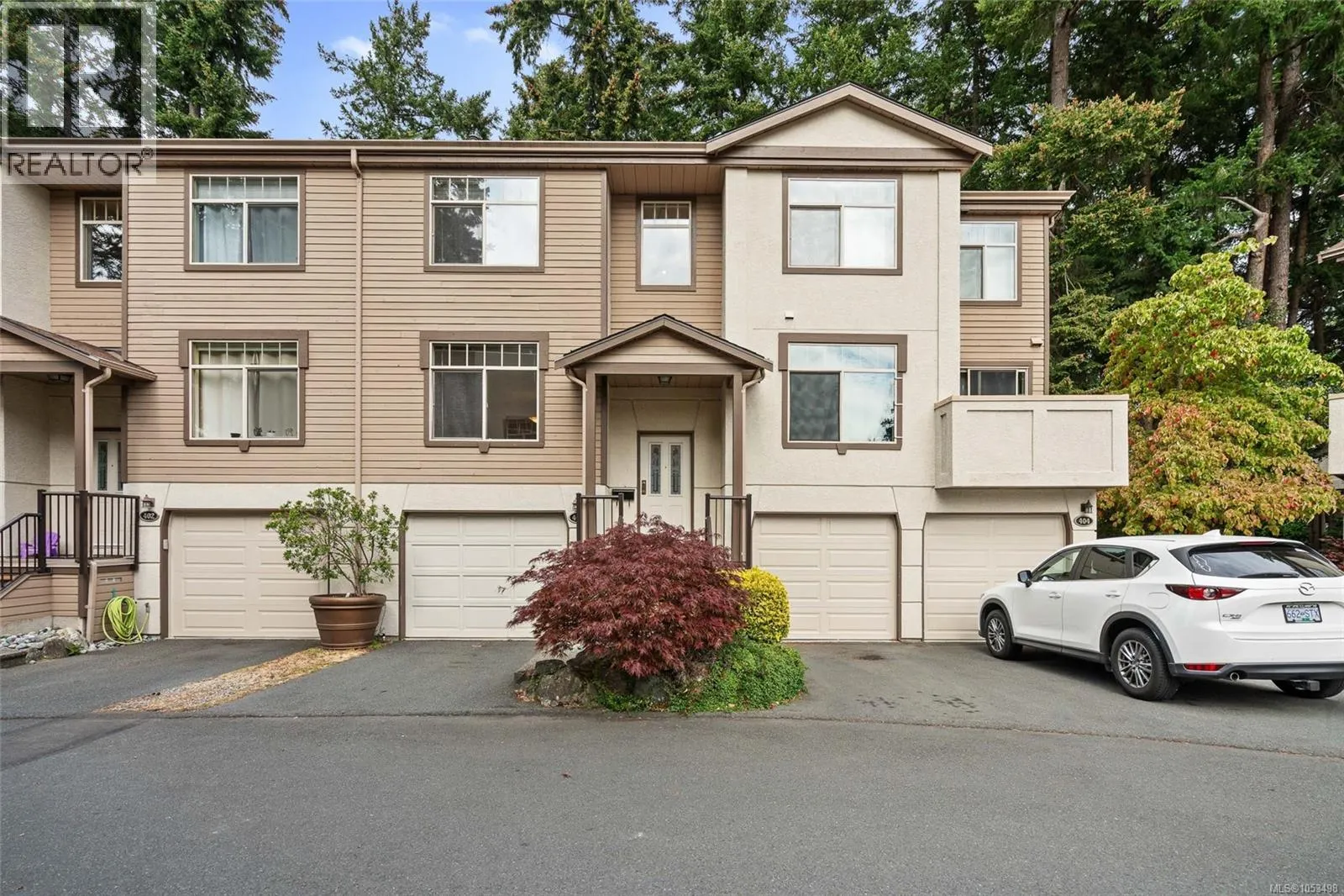 403 288 Eltham Rd