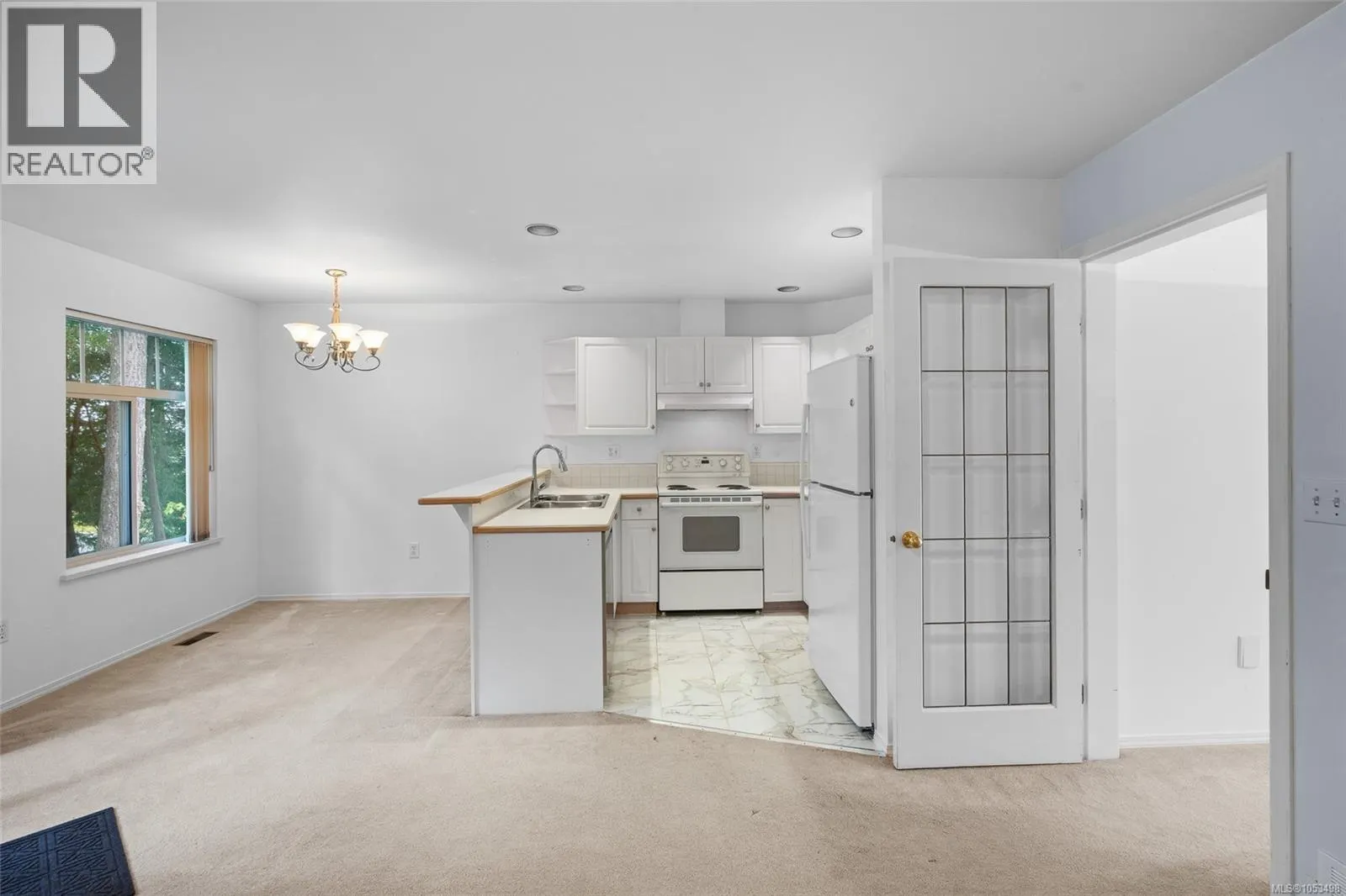403 288 Eltham Rd