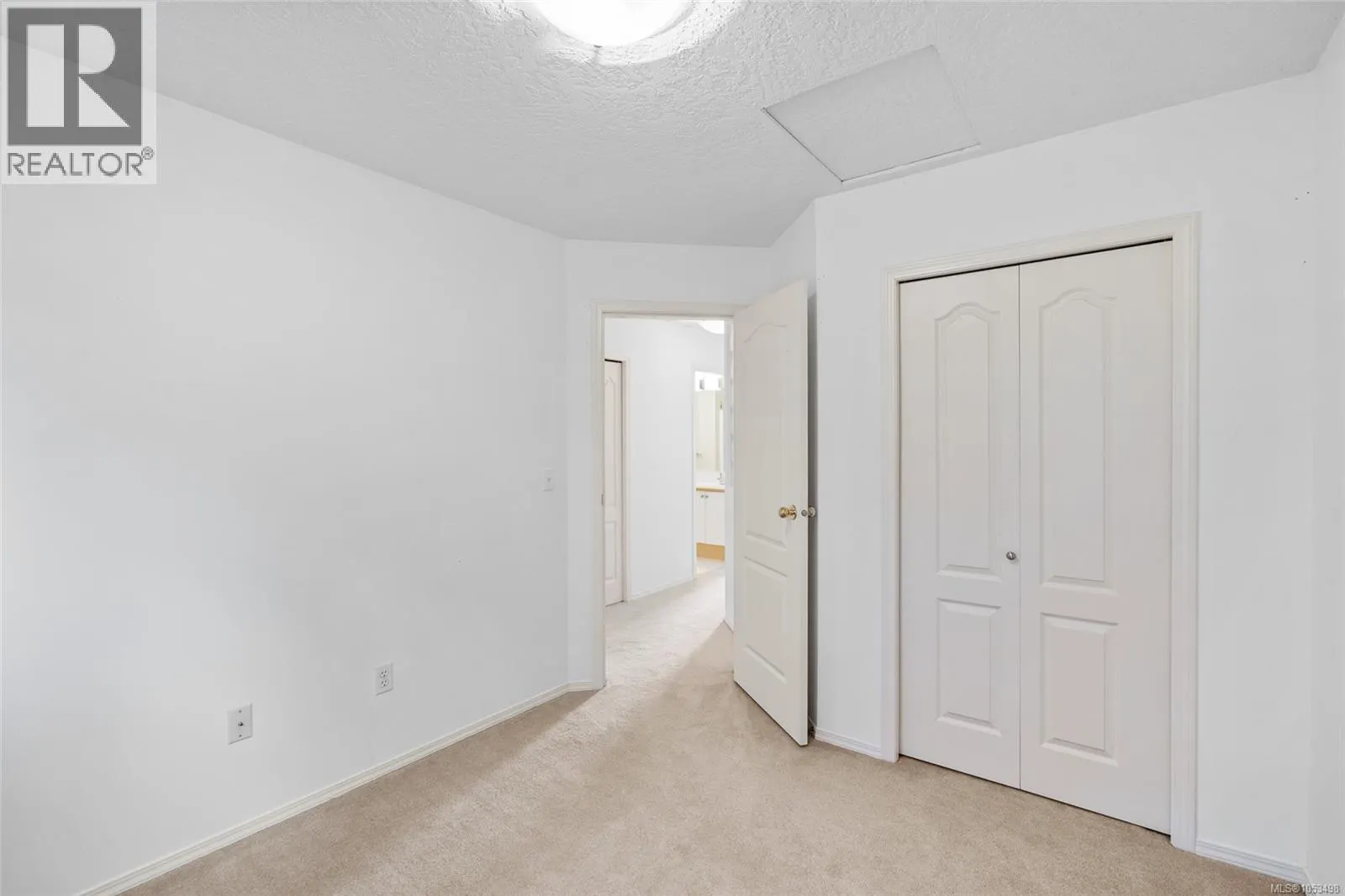 403 288 Eltham Rd
