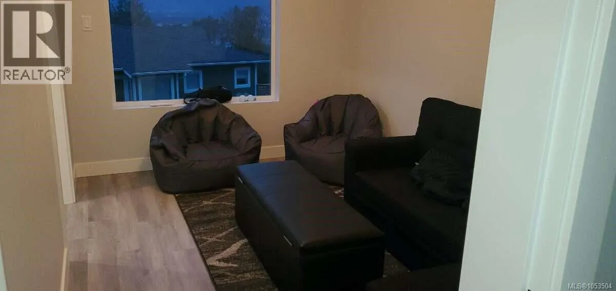 1198 Viewtop Rd
