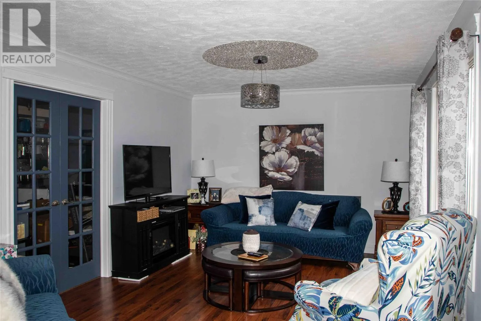 253 John Cabot Drive