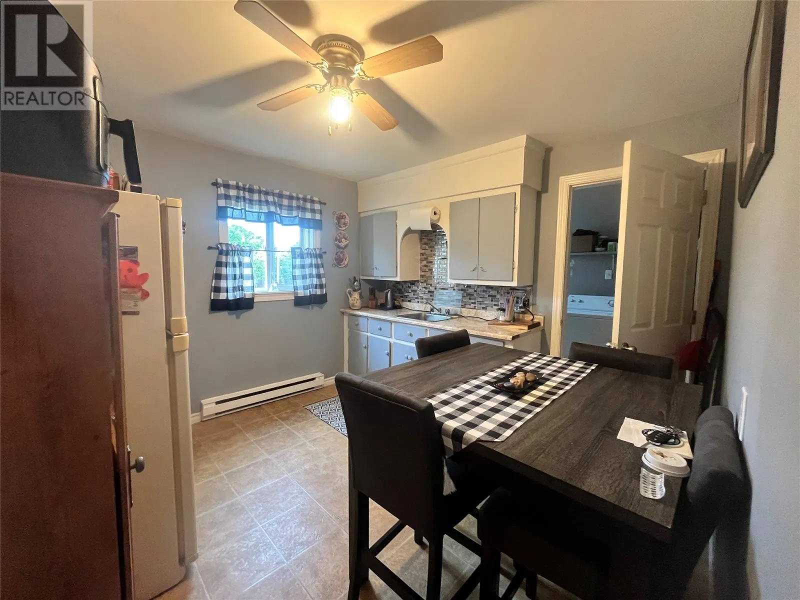 19-21 Cabot Road