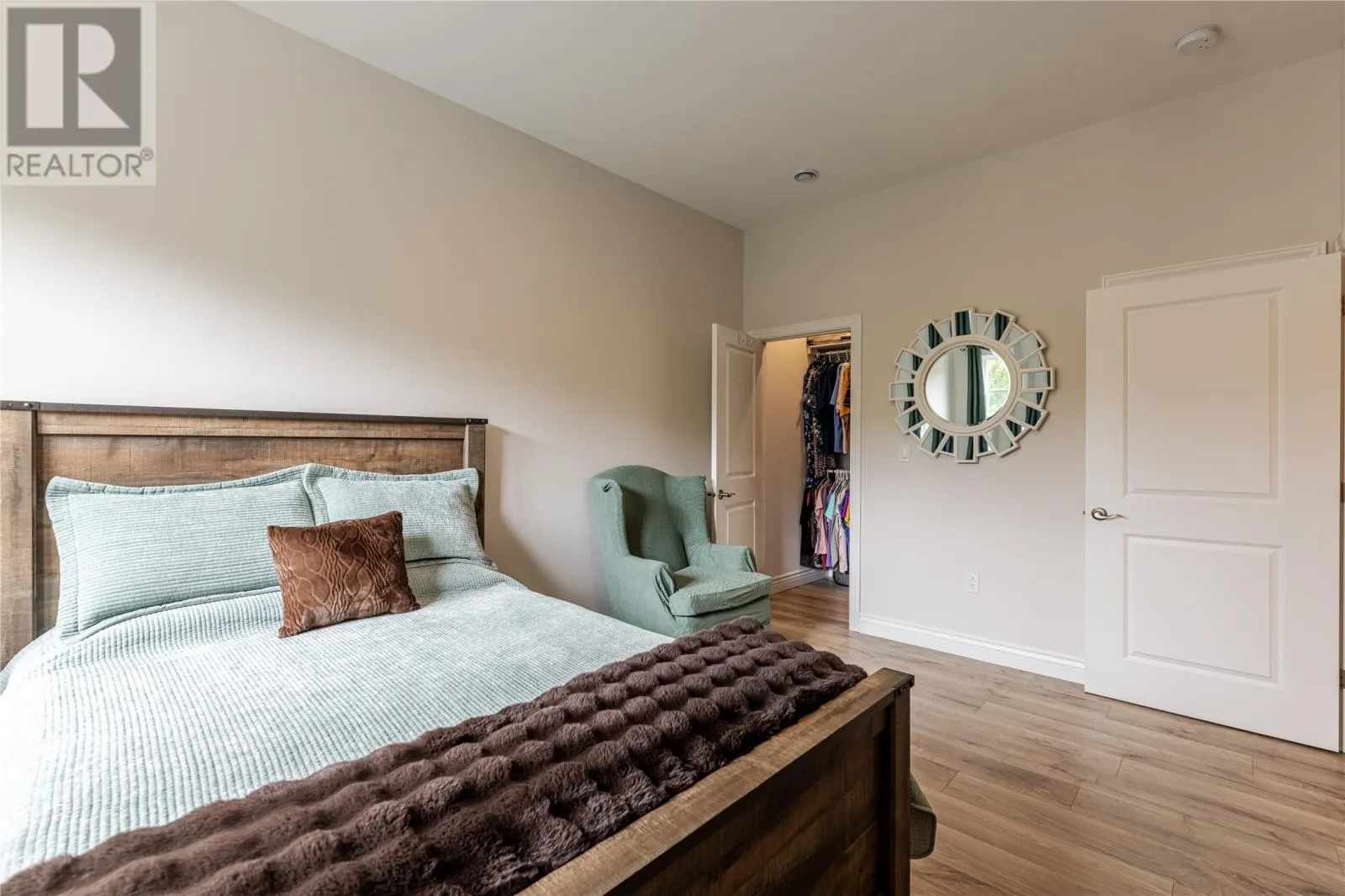 6 Curtis Lane Unit#214, #214