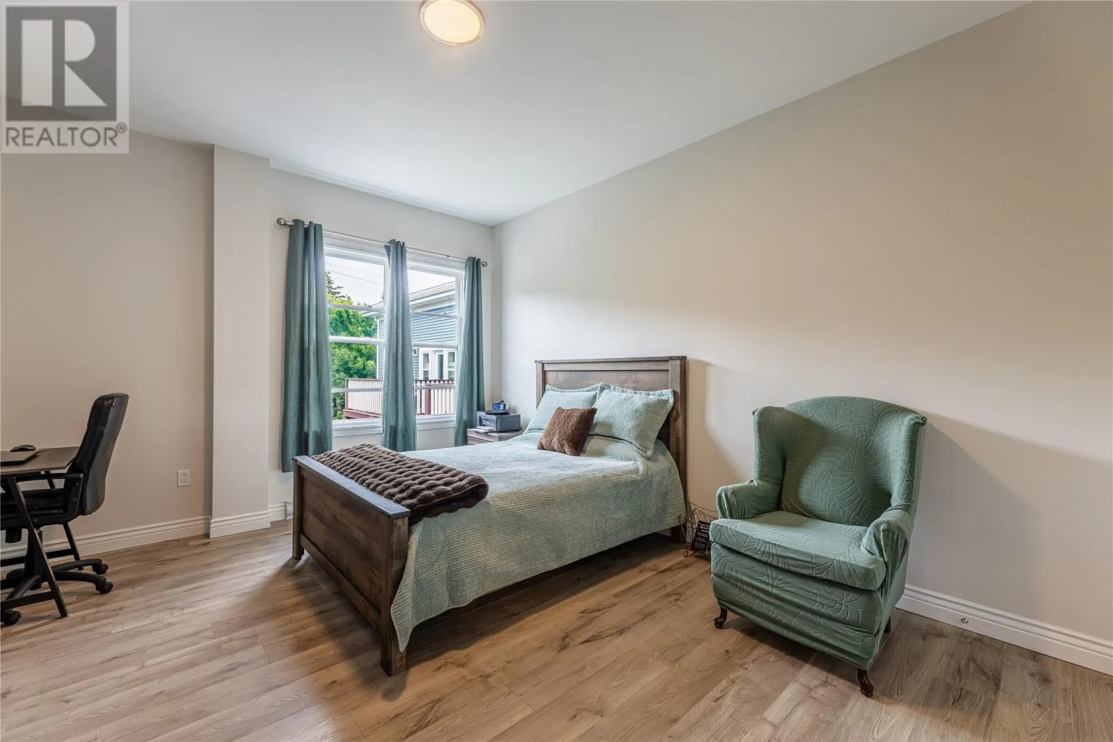 6 Curtis Lane Unit#214, #214