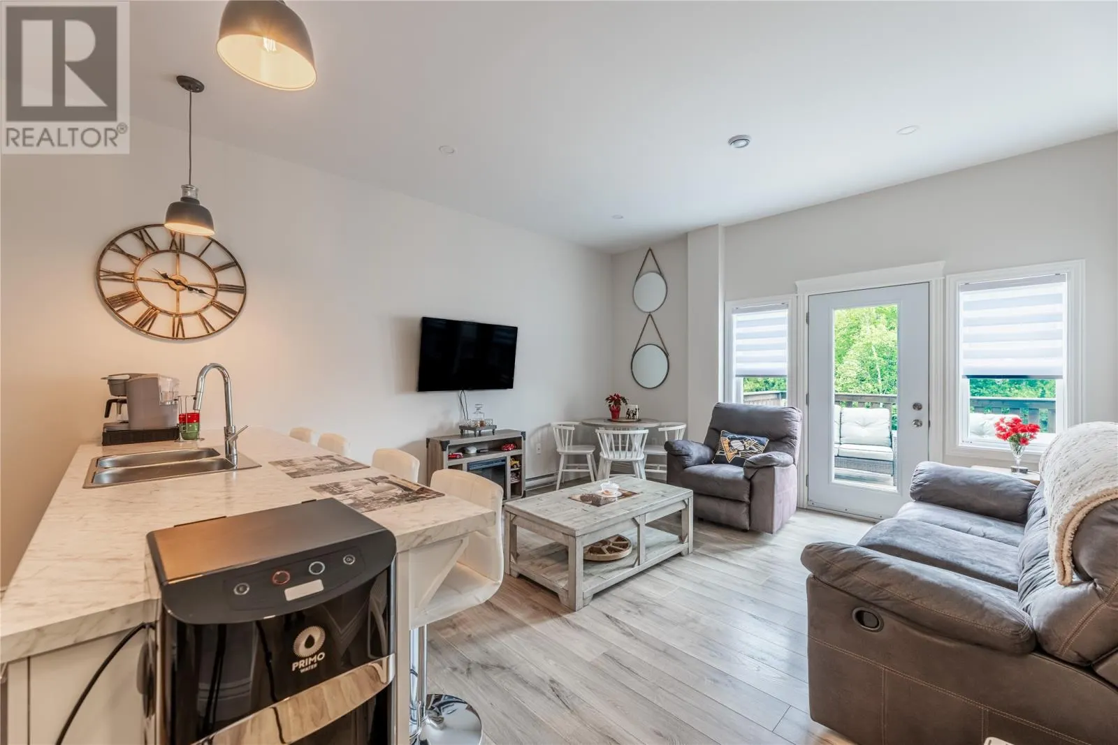 6 Curtis Lane Unit#214, #214
